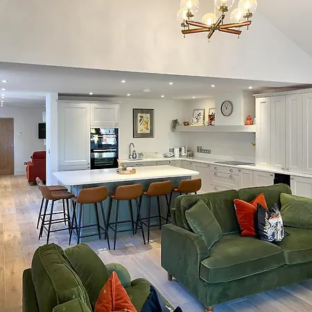 The Stables - Uk50639